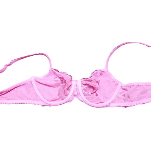 Victoria's Secret Pink Lace Demi Bra - Picture 2 of 4
